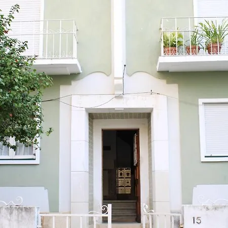 Bela Casa - Modern Designer Chic Apartment