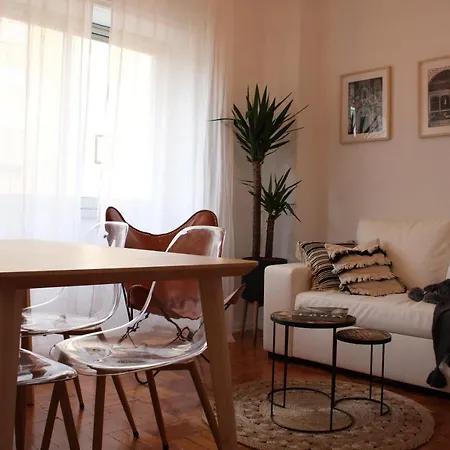 Bela Casa - Modern Designer Chic アパート