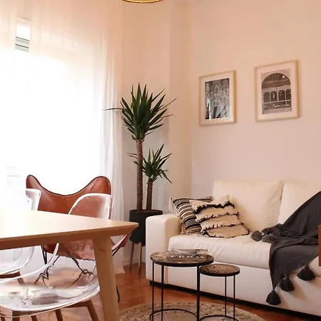 Апартаменты Bela Casa - Modern Designer Chic Коимбра