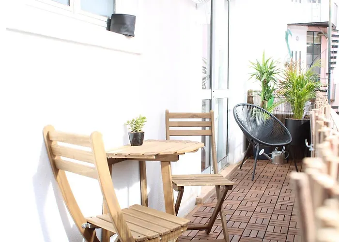 Bela Casa - Modern Designer Chic *